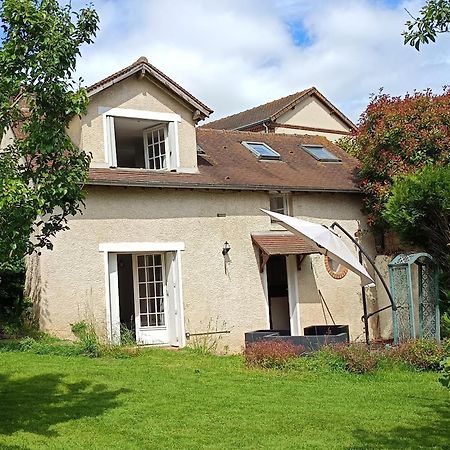 La Petite Maison Sainte-Gemme-Moronval Exterior photo