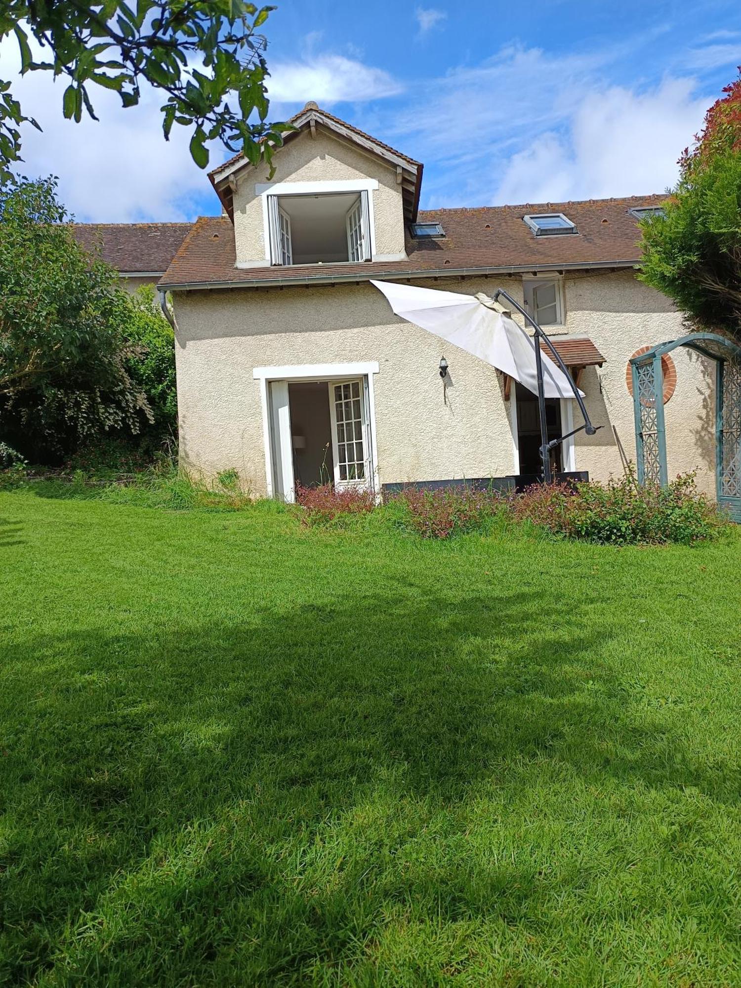 La Petite Maison Sainte-Gemme-Moronval Exterior photo